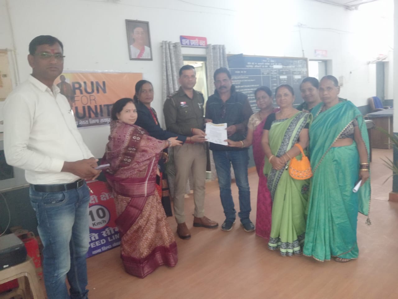 ब्राह्मण समाज पर विवादित टिप्पणी को लेकर महिला प्रकोष्ठ का आक्रोश, तिल्दा थाना में सौंपा ज्ञापन