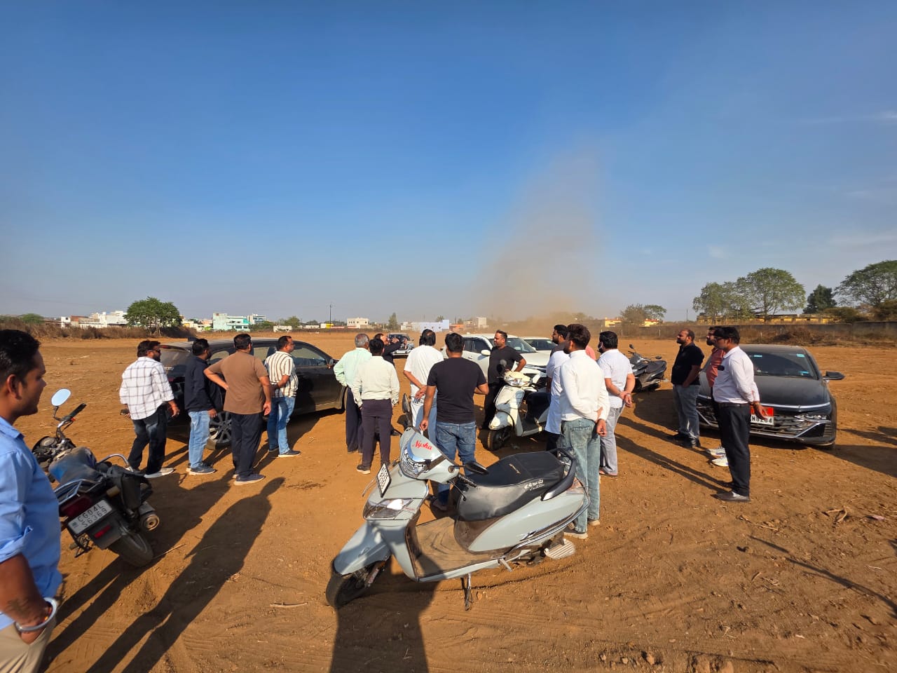 तुलसी तिल्दा में सिंधी समाज को जारी जमीन पर जबरन किया जा रहा विवाद, समाज ने दी जानकारी।