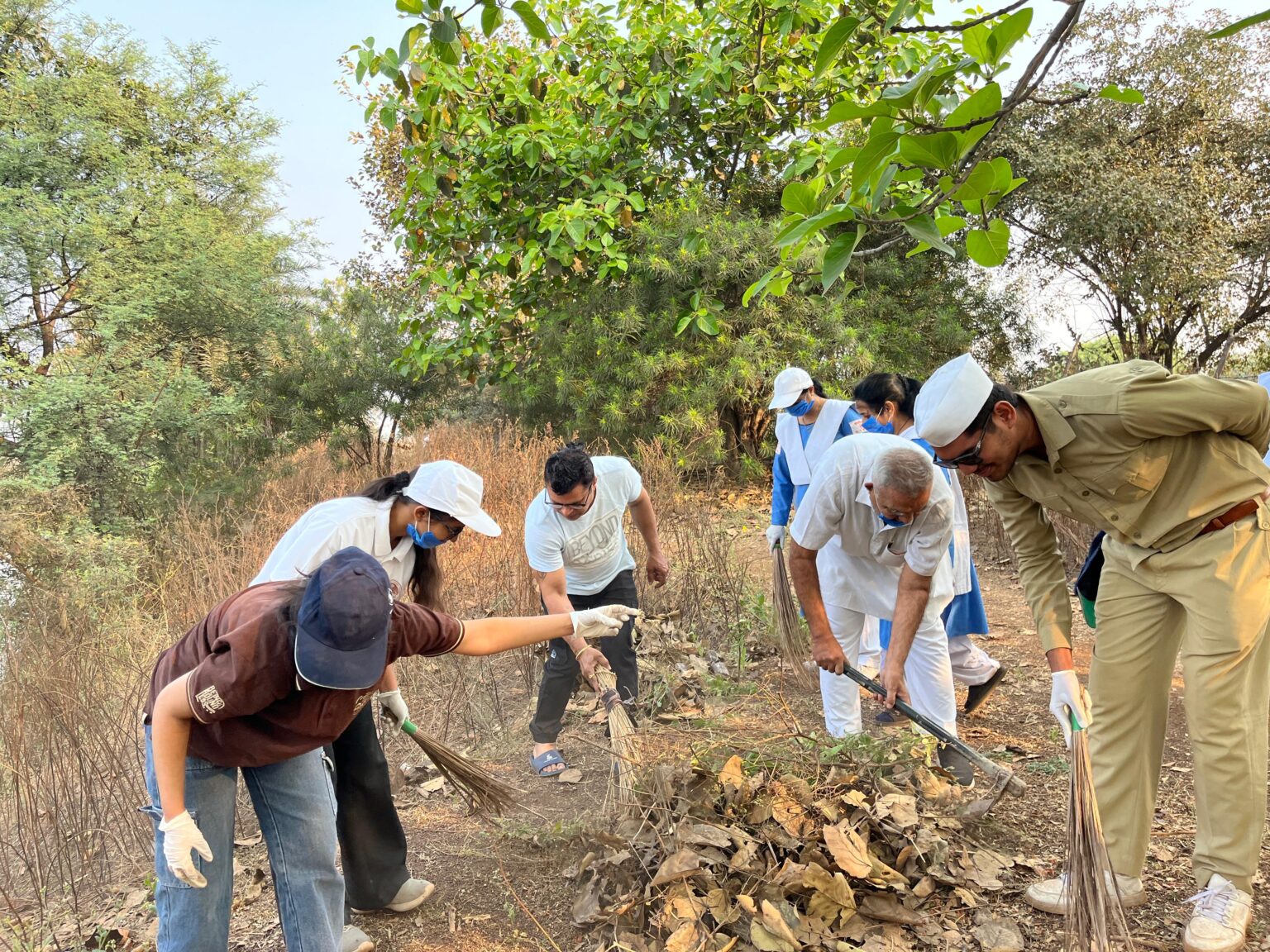 तिल्दा-नेवरा में ‘प्रोजेक्ट अमृत’ के अंतर्गत स्वच्छता अभियान का आयोजन