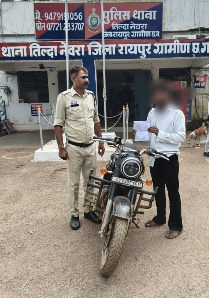मोडिफाइड साइलेंसर लगाकर बुलेट से कर्कश आवाज निकालना पड़ा महंगा मोडिफाइड साइलेंसर लगाकर बुलेट से कर्कश आवाज निकालना पड़ा महंगा