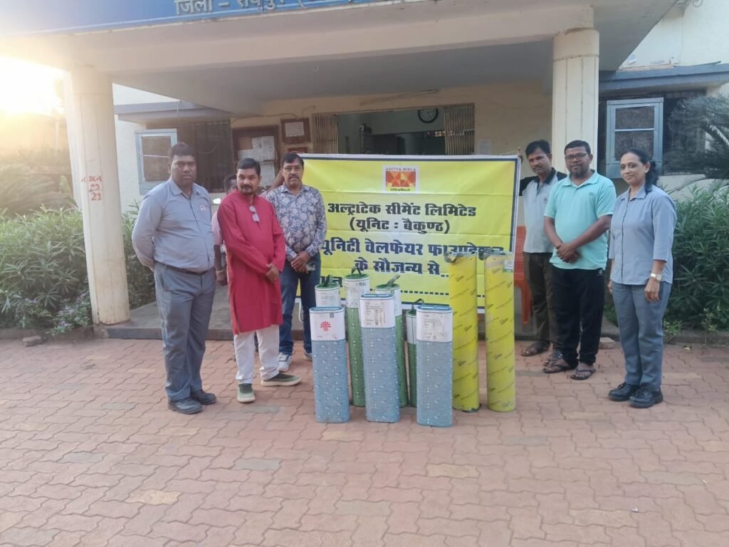 बैकुंठ सीमेंट वर्क्स की CSR पहल, नगर पंचायत खरोरा को दिए सबमर्सिबल पंपसेट बैकुंठ सीमेंट वर्क्स की CSR पहल, नगर पंचायत खरोरा को दिए सबमर्सिबल पंपसेट