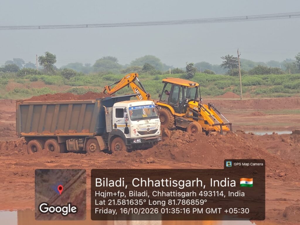 बिलारी में अवैध मुरूम उत्खनन पर सियासी संरक्षण की चर्चा, आखिर किसके इशारे पर चल रहा धरती का सीना चीरने का खेल?